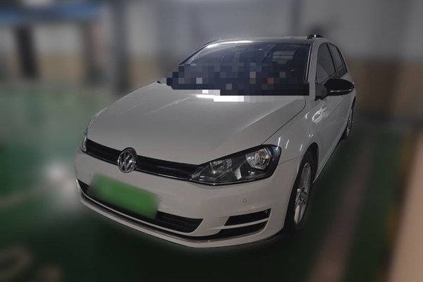 Volkswagen Golf · 2017 год