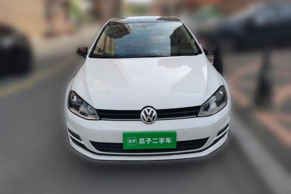 Volkswagen Golf 2017, 78000 км, за 8851 USD