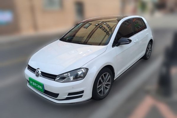 Volkswagen Golf · 2017 год