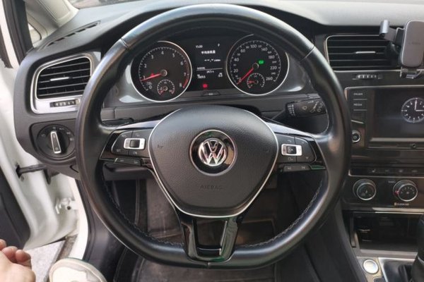 Volkswagen Golf 2017, 78000 км, за 8851 USD - фото 11