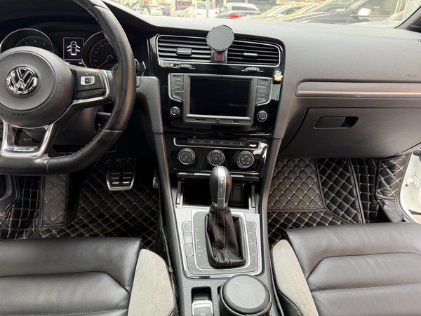 Volkswagen Golf 2017, 88700 км, за 10554 USD - фото 21