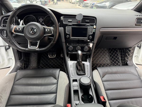 Volkswagen Golf 2017, 88700 км, за 10554 USD - фото 33