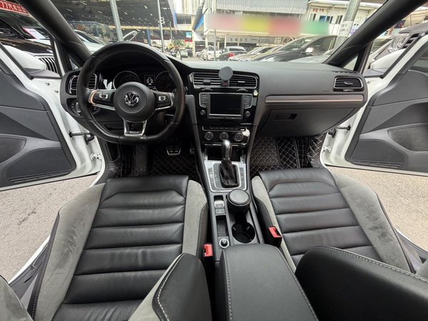 Volkswagen Golf 2017, 88700 км, за 10554 USD - фото 35