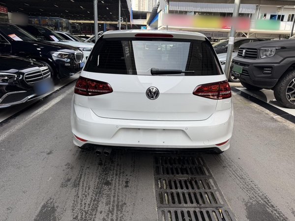Volkswagen Golf 2017, 88700 км, за 10554 USD - фото 15