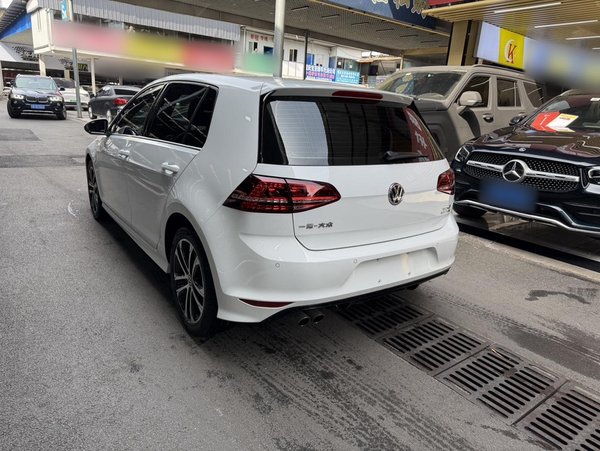 Volkswagen Golf 2017, 88700 км, за 10554 USD - фото 12