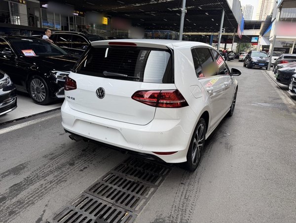 Volkswagen Golf 2017, 88700 км, за 10554 USD - фото 13
