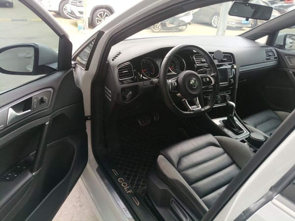 Volkswagen Golf 2017, 88700 км, за 10554 USD - фото 24