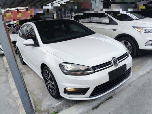 Volkswagen Golf 2017, 88700 км, за 10554 USD