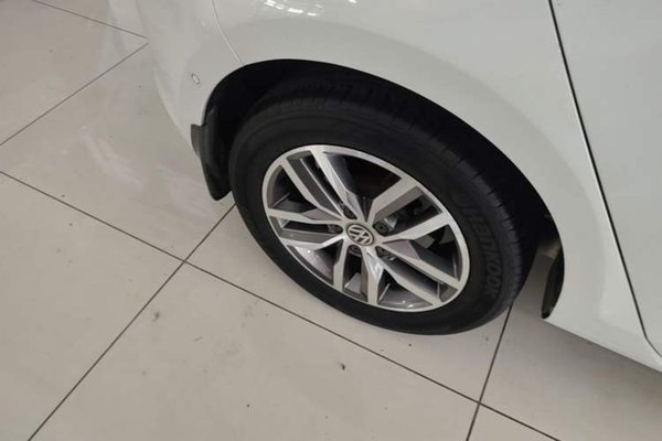 Volkswagen Golf 2017, 98600 км, за 8757 USD - фото 11