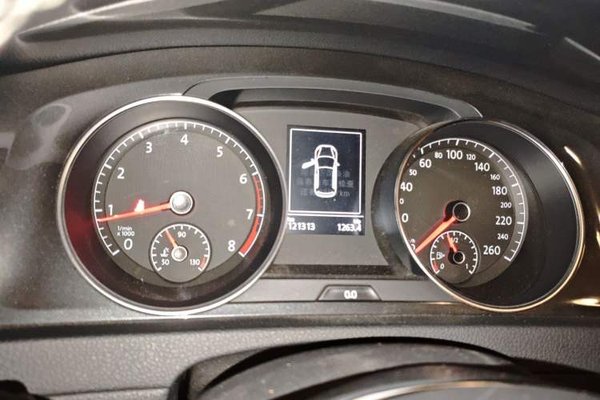 Volkswagen Golf 2017, 121300 км, за 6874 USD - фото 26