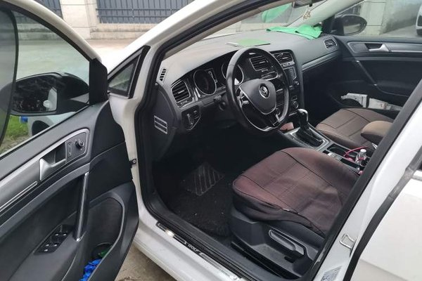Volkswagen Golf 2017, 75500 км, за 6943 USD - фото 24