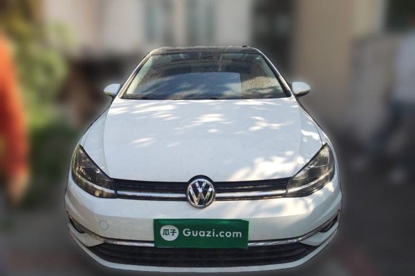 Volkswagen Golf 2018, 27200 км, за 8512 USD