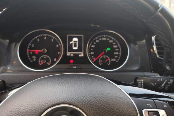 Volkswagen Golf 2018, 27200 км, за 8512 USD - фото 8