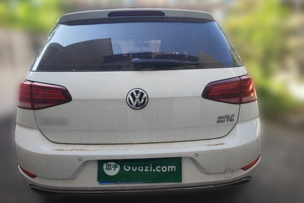 Volkswagen Golf 2018, 27200 км, за 8512 USD