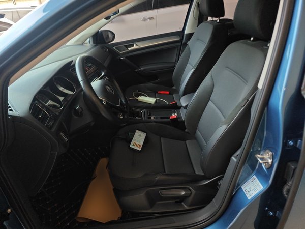 Volkswagen Golf 2018, 47400 км, за 9779 USD - фото 16