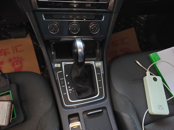 Volkswagen Golf 2018, 47400 км, за 9779 USD - фото 14