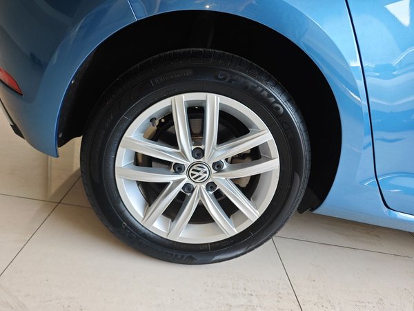 Volkswagen Golf 2018, 47400 км, за 9779 USD - фото 10