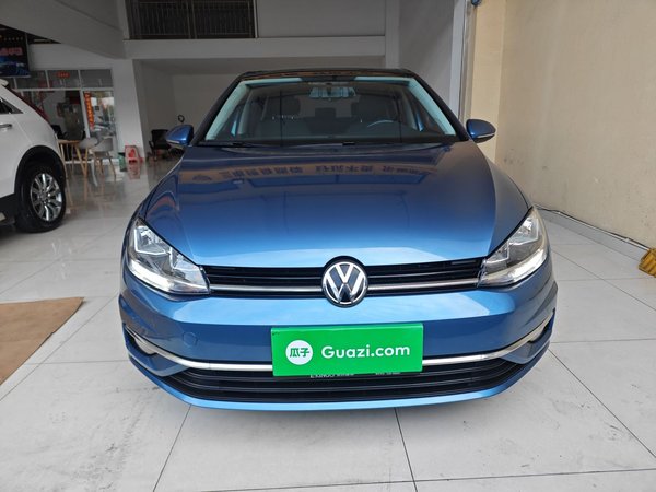 Volkswagen Golf 2018, 47400 км, за 9779 USD