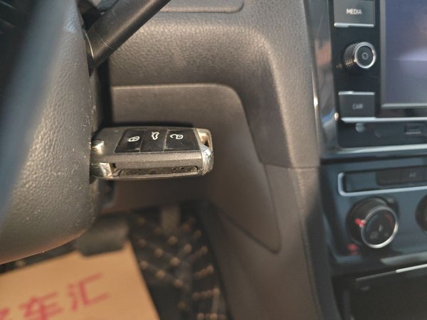 Volkswagen Golf 2018, 47400 км, за 9779 USD - фото 13