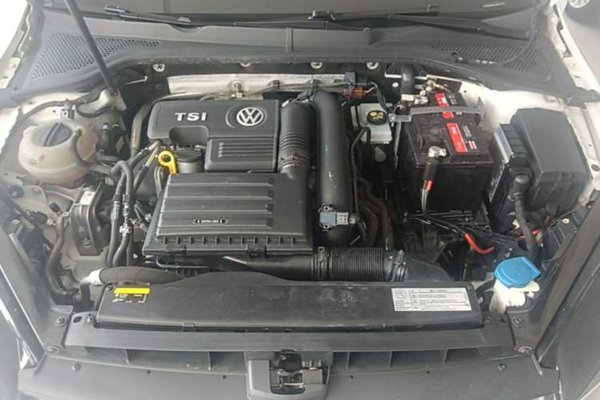 Volkswagen Golf 2018, 104100 км, за 8994 USD - фото 24