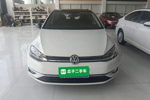Volkswagen Golf 2018, 104100 км, за 8994 USD