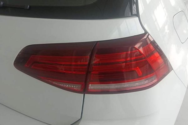 Volkswagen Golf 2018, 104100 км, за 8994 USD - фото 9