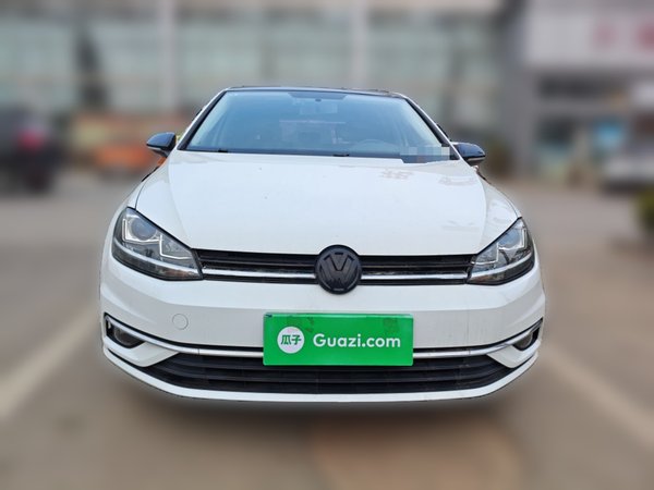 Volkswagen Golf 2018, 107899 км, за 8710 USD