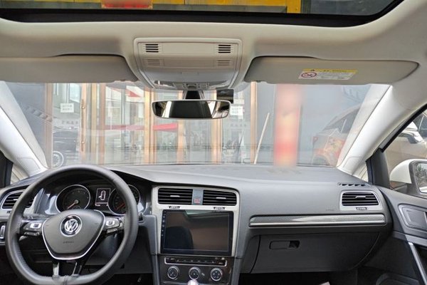 Volkswagen Golf 2018, 117200 км, за 9666 USD - фото 8