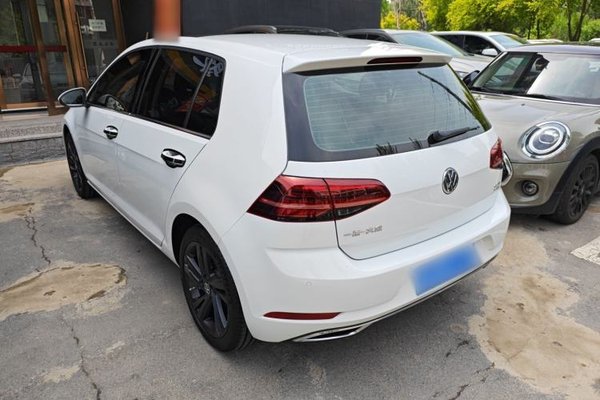 Volkswagen Golf 2018, 117200 км, за 9666 USD - фото 6