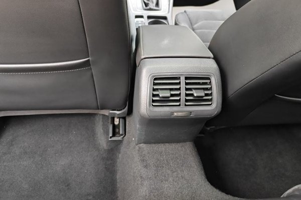 Volkswagen Golf 2018, 117200 км, за 9666 USD - фото 13