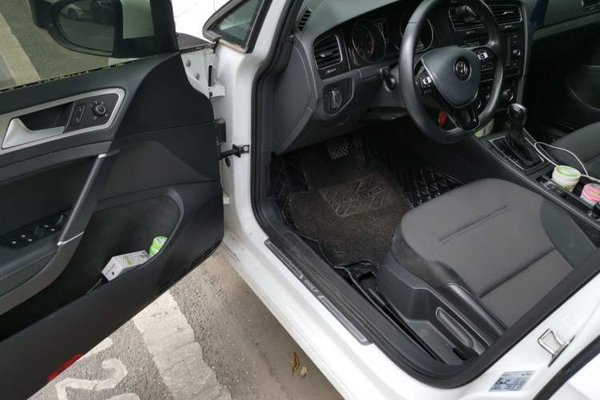 Volkswagen Golf 2018, 92300 км, за 7281 USD - фото 16
