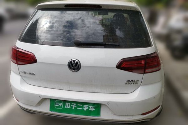 Volkswagen Golf 2018, 92300 км, за 7281 USD