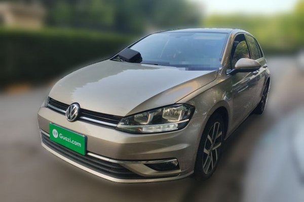 Volkswagen Golf · 2018 год