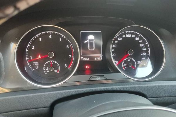 Volkswagen Golf 2018, 118200 км, за 8323 USD
