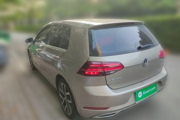 Volkswagen Golf 2018, 118200 км, за 8323 USD - фото 14