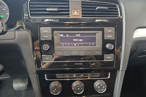 Volkswagen Golf 2018, 116400 км, за 9519 USD - фото 16