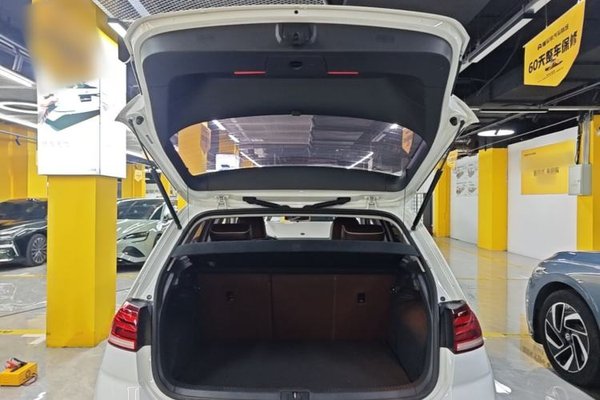 Volkswagen Golf 2018, 116400 км, за 9519 USD - фото 22