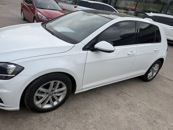 Volkswagen Golf 2018, 133700 км, за 9010 USD