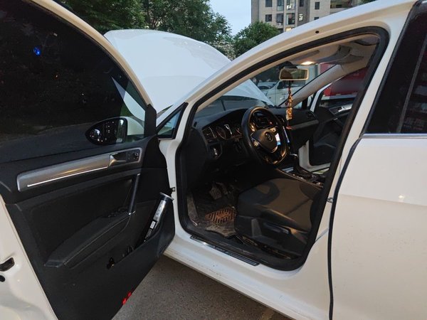 Volkswagen Golf 2018, 29900 км, за 9095 USD - фото 17