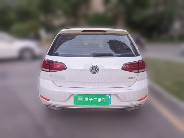 Volkswagen Golf 2018, 29900 км, за 9095 USD