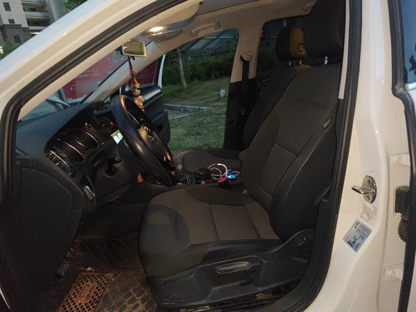 Volkswagen Golf 2018, 29900 км, за 9095 USD - фото 16