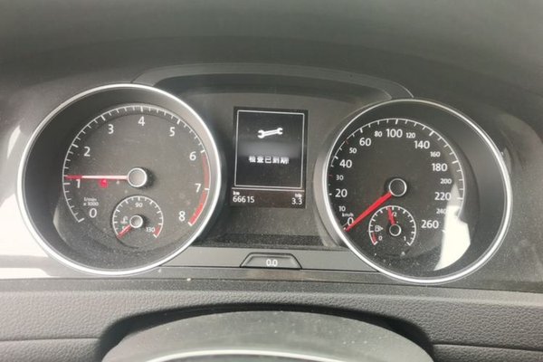 Volkswagen Golf 2018, 66600 км, за 10025 USD - фото 10