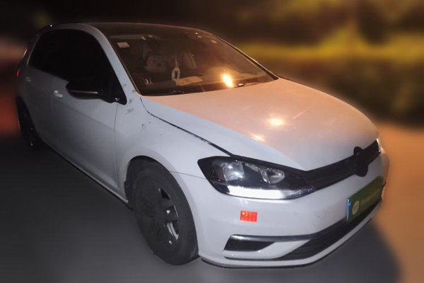 Volkswagen Golf 2018, 72300 км, за 7326 USD