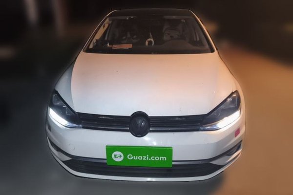 Volkswagen Golf 2018, 72300 км, за 7326 USD