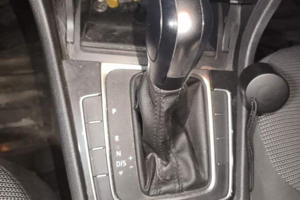 Volkswagen Golf 2018, 72300 км, за 7326 USD - фото 14