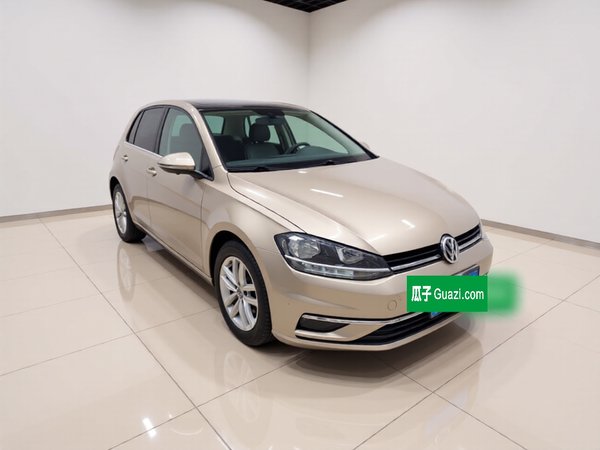 Volkswagen Golf 2018, 107000 км, за 9140 USD