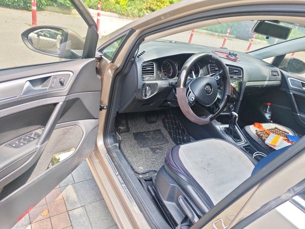 Volkswagen Golf 2018, 107000 км, за 9140 USD - фото 19