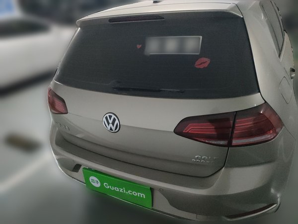 Volkswagen Golf 2019, 35100 км, за 10065 USD