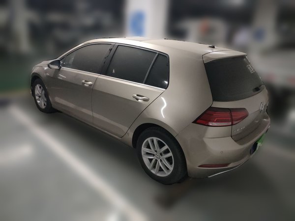 Volkswagen Golf 2019, 35100 км, за 10065 USD - фото 6