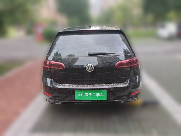 Volkswagen Golf 2019, 63200 км, за 11357 USD